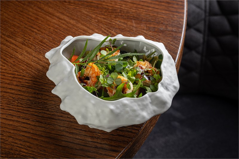 Салат с руколой и креветками 00887