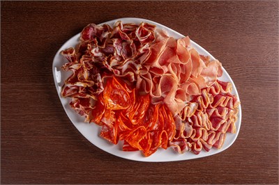 МЯСНЫЕ ДЕЛИКАТЕСЫ 200 Г 1004044