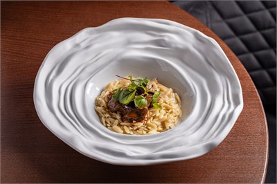 Орзо с говяжьими щёчками 00909