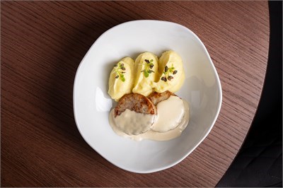 Куриные котлеткы с картофельным пюре 00919